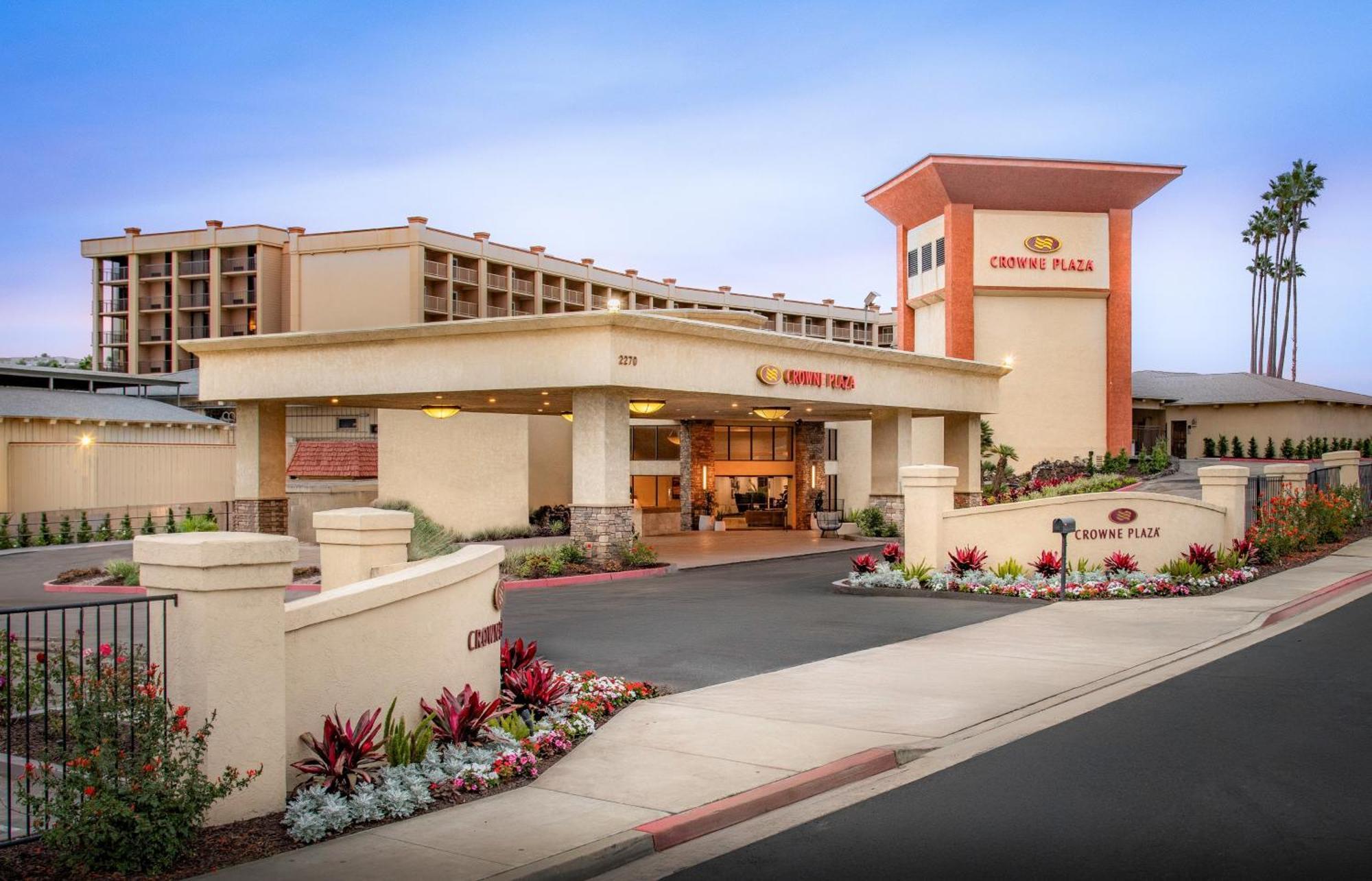 Resort Crowne Plaza Mission Valley By Ihg 4*