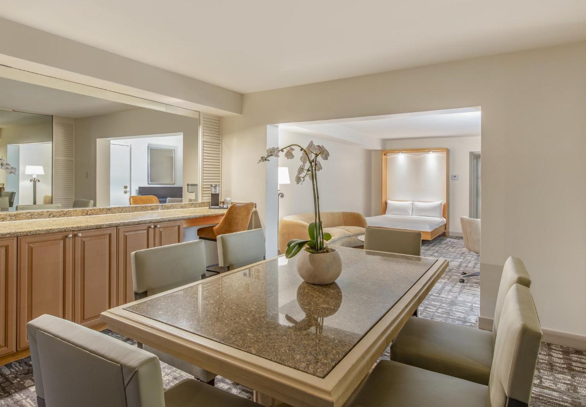 Crowne Plaza Mission Valley By Ihg Resort San Diego