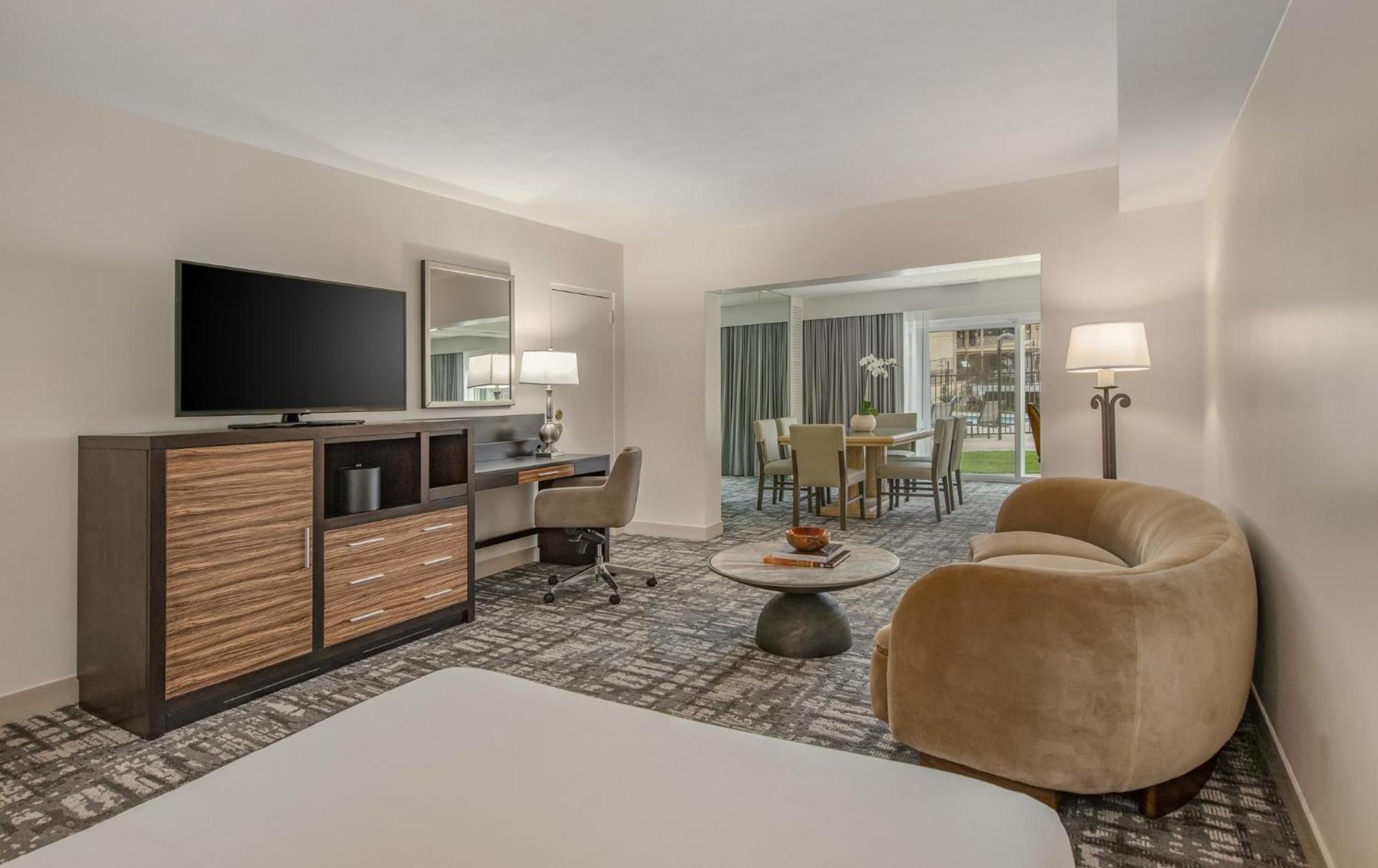 Resort Crowne Plaza Mission Valley By Ihg San Diego