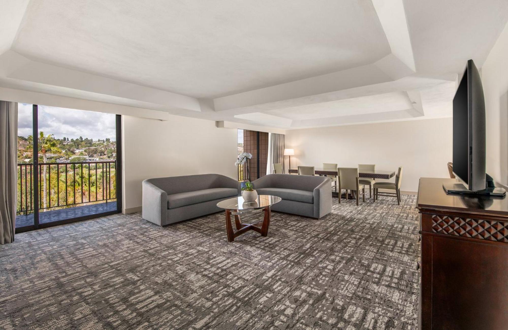 Resort Crowne Plaza Mission Valley By Ihg 4*