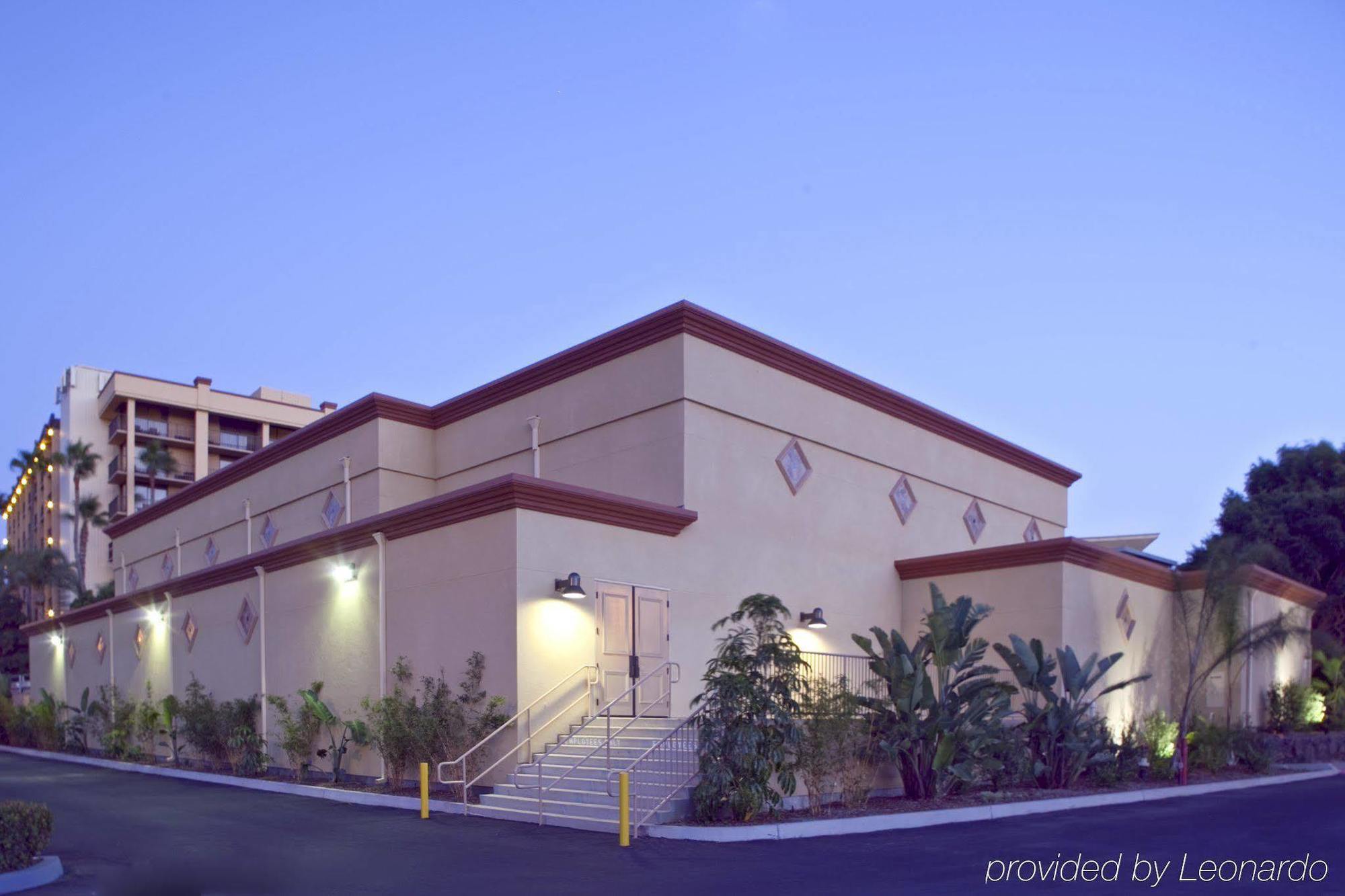 Crowne Plaza Mission Valley By Ihg Resort 4*
