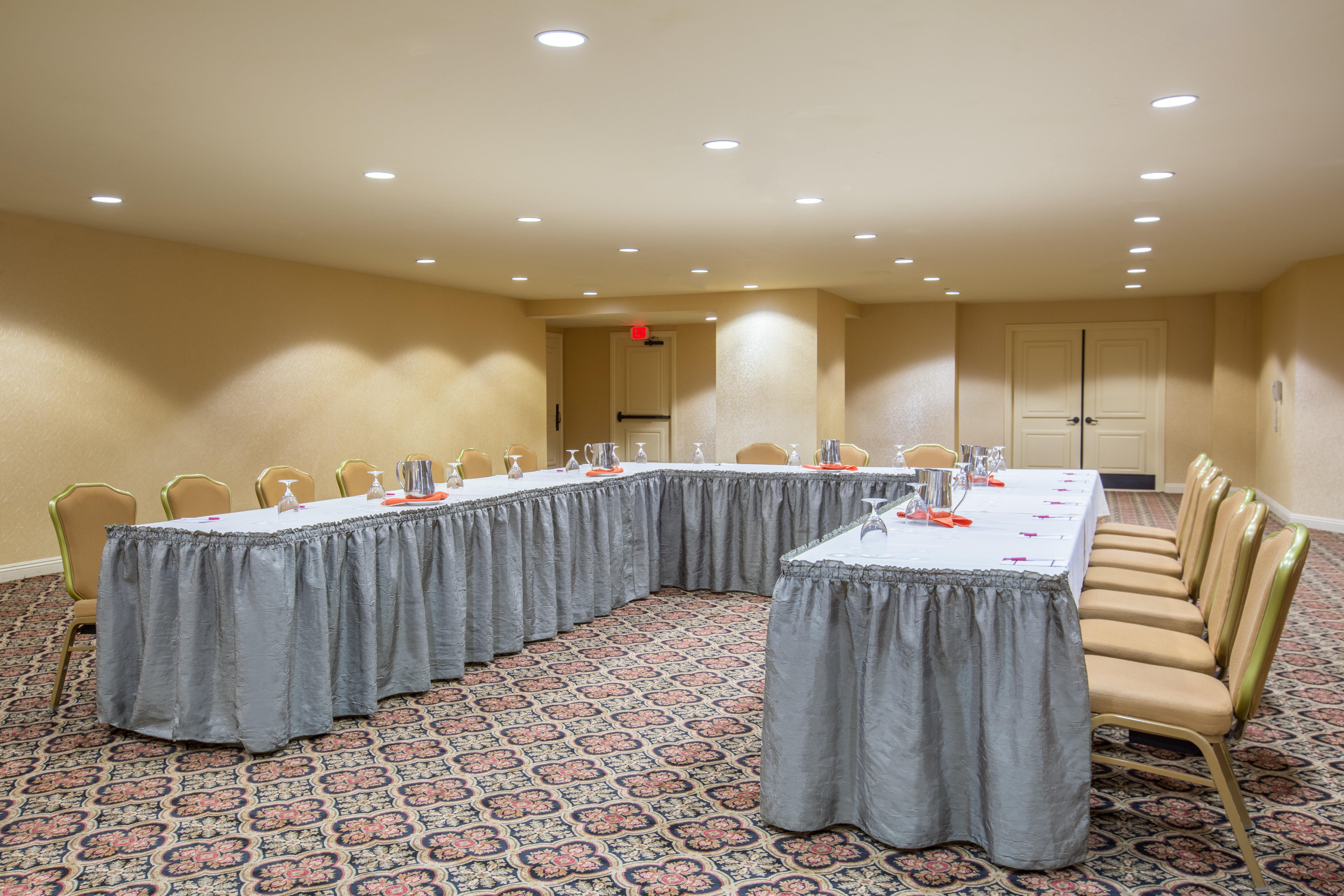 Crowne Plaza Mission Valley By Ihg 4*