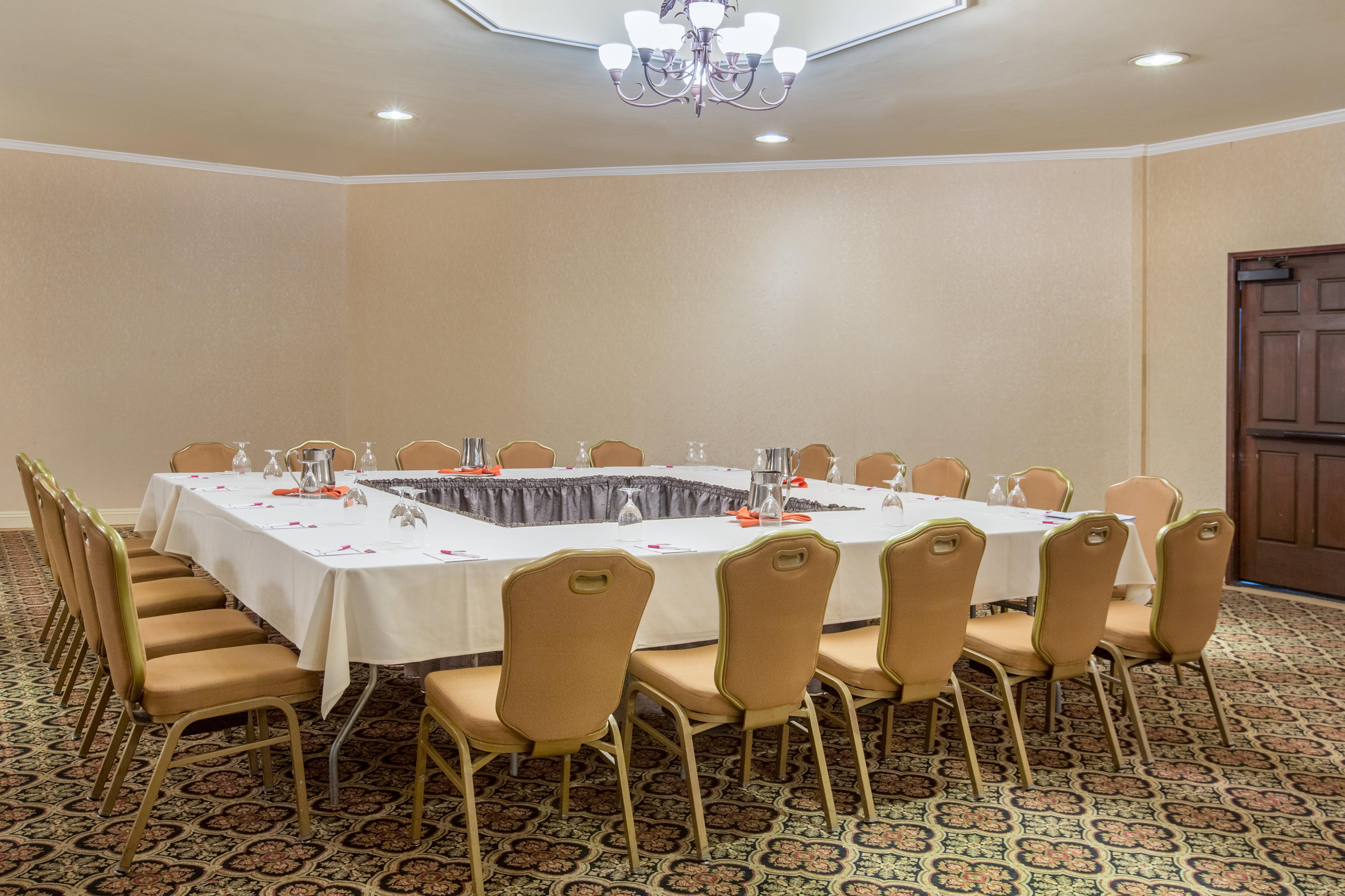 Resort Crowne Plaza Mission Valley By Ihg
