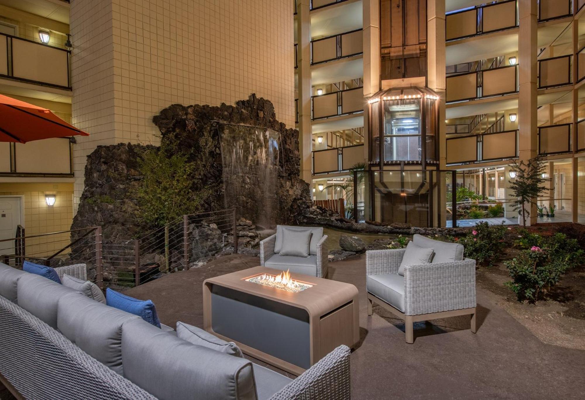 Crowne Plaza Mission Valley By Ihg Resort San Diego